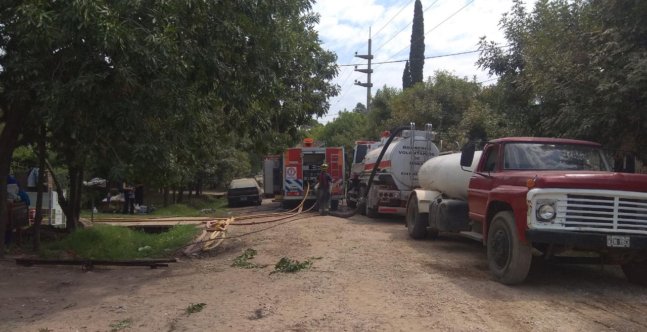 Descubren conexión clandestina de gas en predio que se incendió en Funes